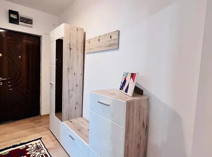 The Doc I Piata Romana Bükreş