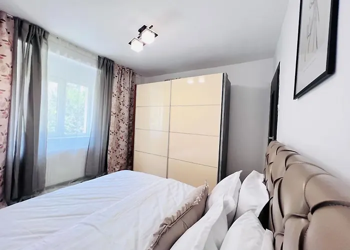 The Doc I Piata Romana *